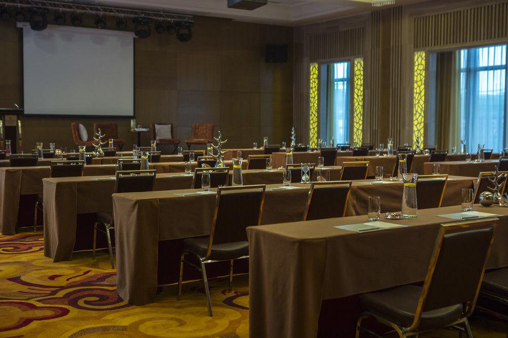 Renaissance Guiyang Hotel Экстерьер фото